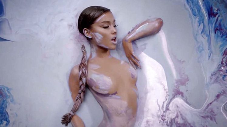 Ariana Grande Naked