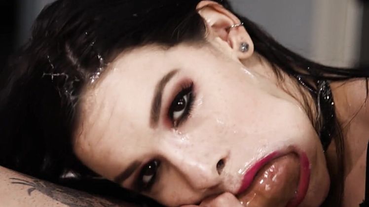 Messy Lipstick Cum Shot Facials Sluts
