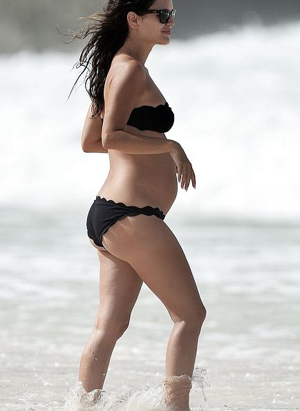Pregnant Teen Beach Photo