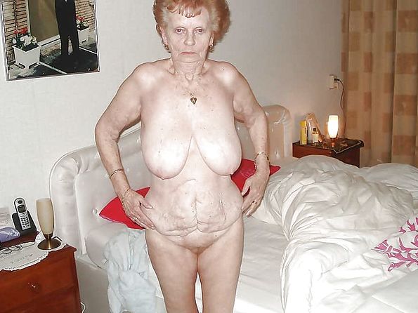 Very Old Naked Women 70 Hairy Grannie