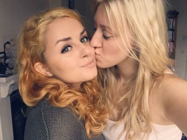 Naked Teen Lesbians Kissing