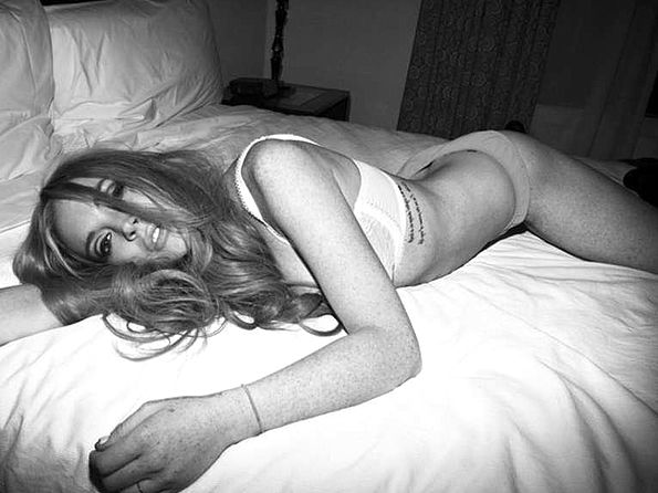 Lindsey Lohan Sexy Pics