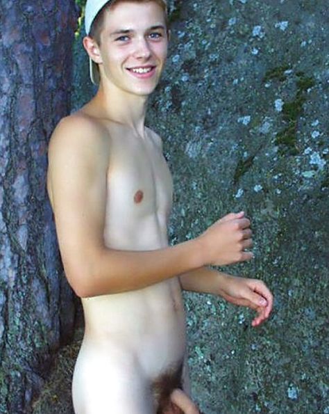 Gorgeous Nude Male Teens