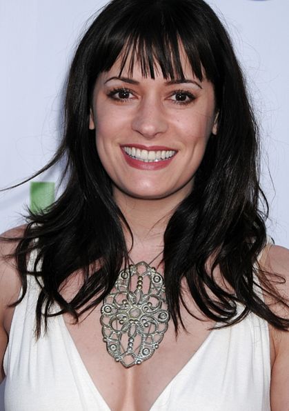 Paget Brewster Sexy Pics