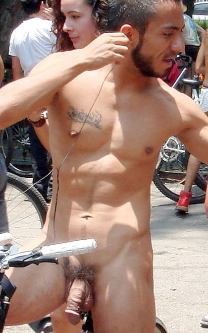 Nude Male Public Pic