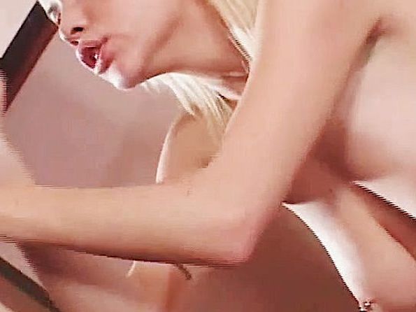 Skinny Small Titties Models Teen Porn Videos